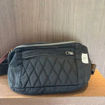 Genuine Performance #2-23 Replica 바디백