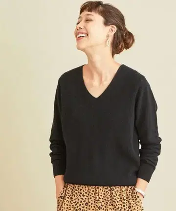 BEAUTY&YOUTH / V넥 니트 블랙