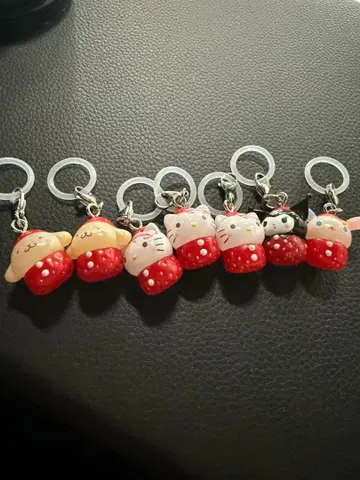 스트로베리 캐릭터 키링 6개 세트