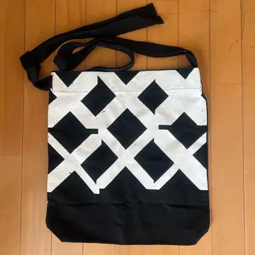 SixTONES 러프스트 숄더백