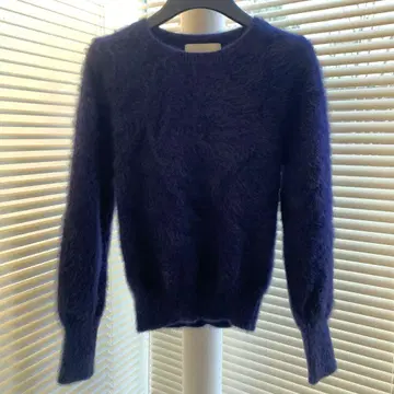 놀리즈 소피 헤어리 니트 사이즈 38