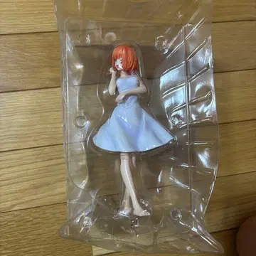 BANDAI 5등분의 신부 나카노 이츠하 피규어