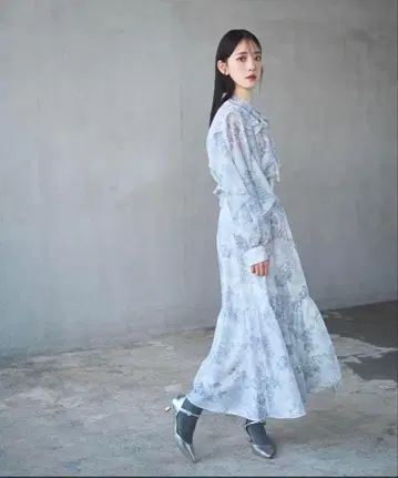 새상품 질 바이 질 스튜어트 토와루도주이 로즈 프린트 스커트 M