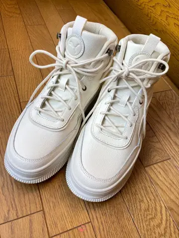 [1회만 착용] PUMA 하이컷 스니커즈 / 우먼 마이라
