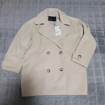 YECCA VECCA 샤기 피코트