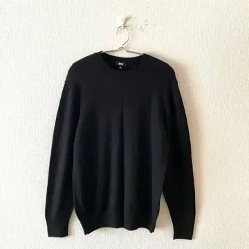 [유니클로] 스웨터 니트 캐시미어 100% 크루넥 긴팔 무지 M