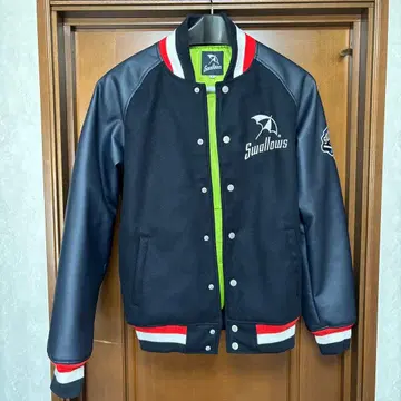 도쿄 야쿠르트 스왈로스 Swallows 바시티 자켓