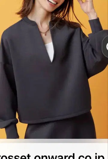 UNFILO/ BEAUTY FORM JERSEY 키넥 풀오버