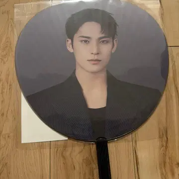 SEVENTEEN NEW_ 부채 민규 세븐틴