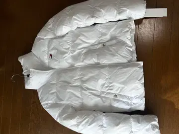 가격 인하 환영! TOMMY HILFIGER 화이트 다운 자켓 XS