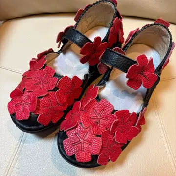 연말 세일 에스타시온의 엄청 귀여운 신발 (M) 새상품급