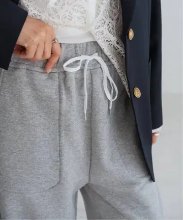 이에나 스웨트 팬츠