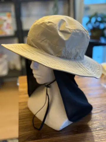 l.o.f design kiu 버킷햇 사파리햇 베이지