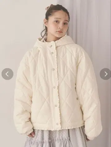 B급 메리제니 프릴 퀼팅 후드 자켓