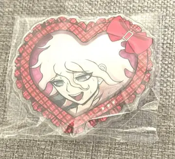 단간론파 코마에다 나기토 하트형 아크릴 배지