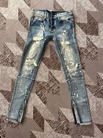 mnml 데미지 스키니 데님