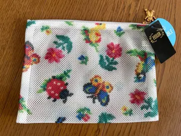 페이 메쉬 파우치 화이트