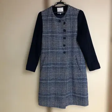 골든 베어 무릎 기장 코트 M 사이즈. 멋짐.