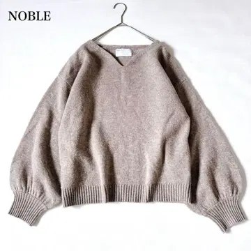 미사용급 노블 V넥 울 니트 스웨터 울 부드러운 F 사이즈