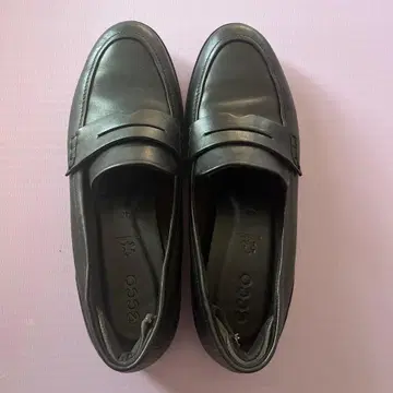 [ 하자품 ] ECCO 블랙 가죽 로퍼