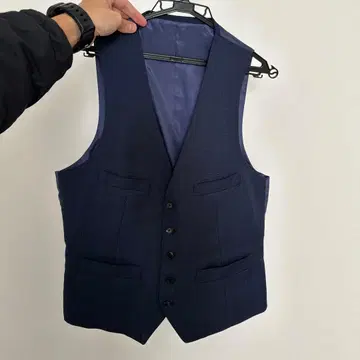 유니버설 랭귀지 구매 네이비 슬리브리스 베스트