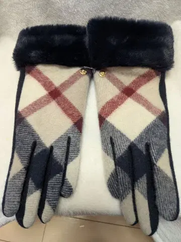 블루 라벨 체크 무늬 울 장갑