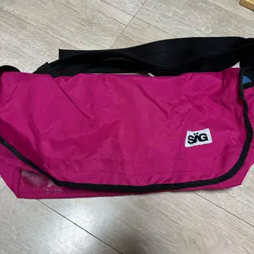 SIG 숄더백 핑크