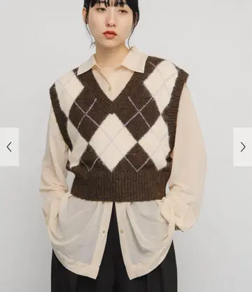 KBF 아가일 니트 베스트