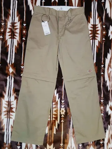 새상품 MOUSSY DICKIES ( R ) KNEE SLIT 팬츠