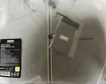 LE SSERAFIM CROP WIND BREAKER (GY_XL)