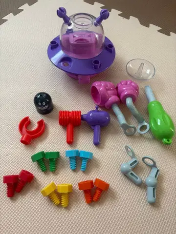 세균맨 나사나사 세균UFO