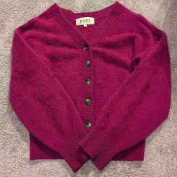 ROPE 로페 마젠타 V넥 가디건