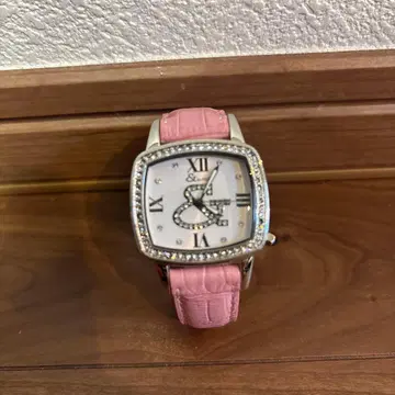 S by P&D 스퀘어 페이스 손목시계 핑크