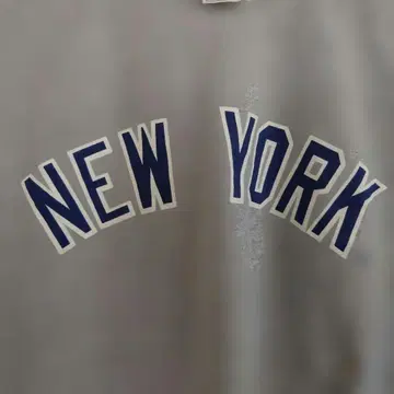 NEW YORK 양키스 그레이 T셔츠 M