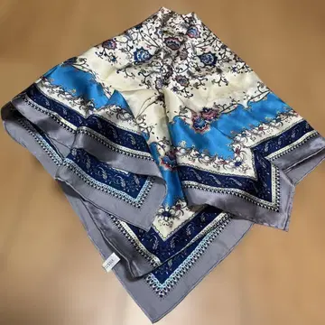 실크 100% 꽃무늬 스카프