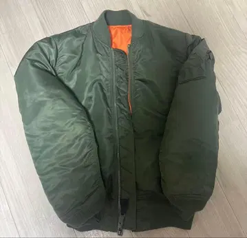 알파 MA-1 플라이트 자켓 서지 그린