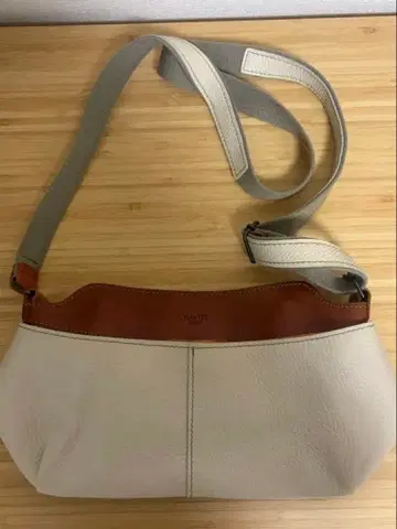 가죽 숄더백 EAVUS