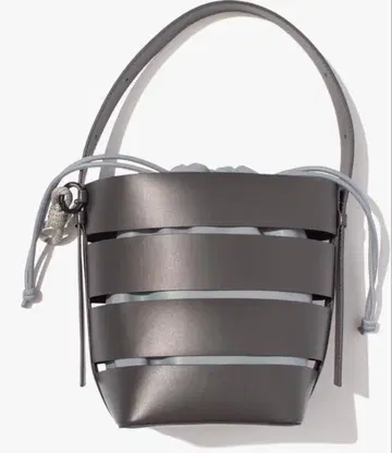 새상품 F/CE 테크 가죽 케이지 버킷 숄더백