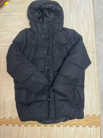 AMERICAN EAGLE 블랙 다운 자켓 xl 사이즈
