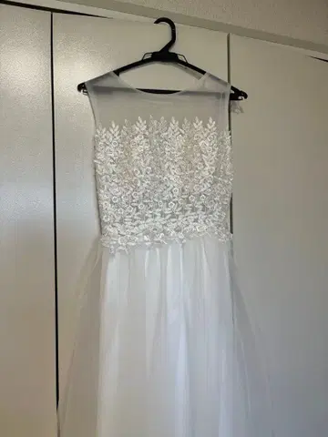 웨딩 드레스 A 라인 화이트