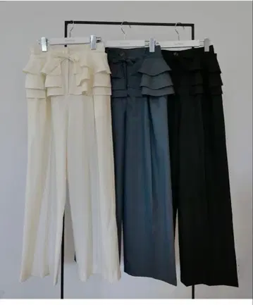 [ 미사용 새상품 ] Rosy monster 프릴 달린 하이웨스트 슬랙스