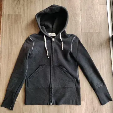 Americana 후드 부착 맨투맨 블랙