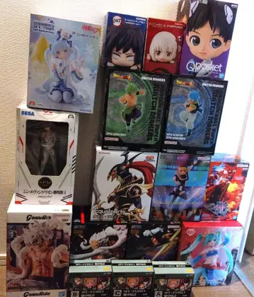 연내 한정 가격!! 토미오카 기유 히카케 피규어 + 기타