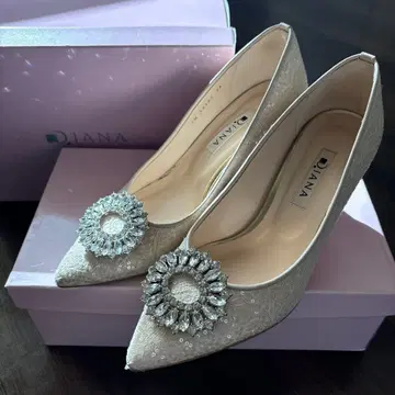 24 다이애나 라메 펌프스 레이스 펌프스 비쥬 클립