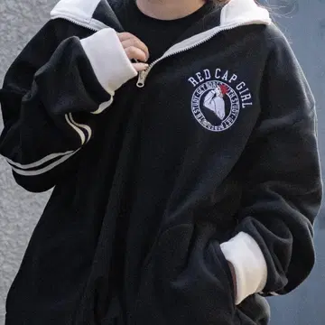 플리스 하프 집업 RED CAP GIRL