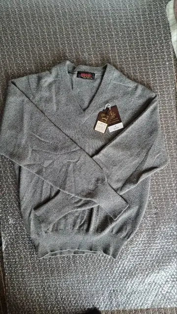 미사용 Sartorial 캐시미어 100% 스웨터 남성용 M