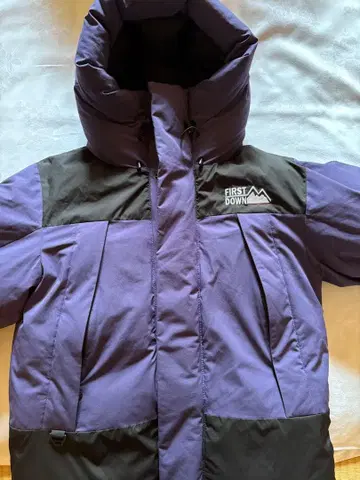 FIRST DOWN 다운 자켓 보라색/블랙