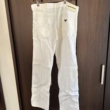 EMPORIO ARMANI 화이트 데님 Sean: Basic