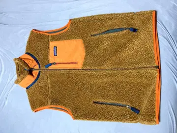 레어 컬러! 파타고니아 클래식 레트로 X 베스트