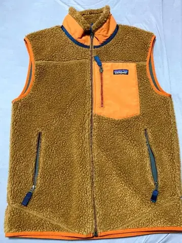 레어 컬러! 파타고니아 클래식 레트로X 베스트 오렌지 x 브라운